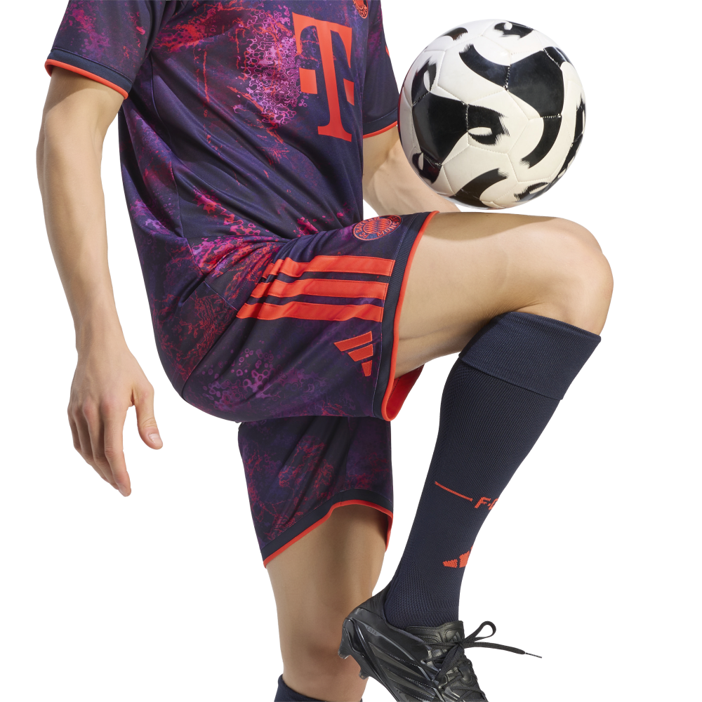 FC Bayern München Ausweichhose 26-27