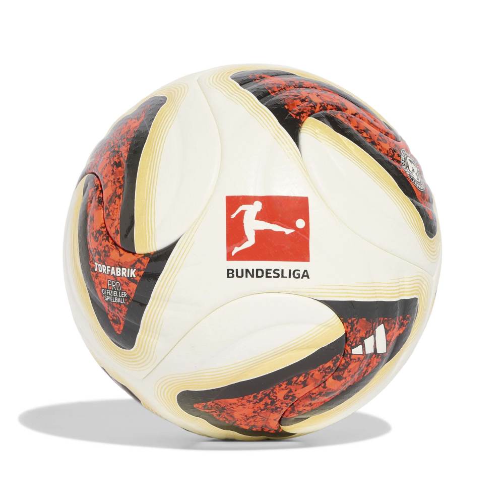 adidas Torfabrik Spielball 26/27 mit Geschenkbox. Ab 10 Bälle 1 Ballnetz Gratis.